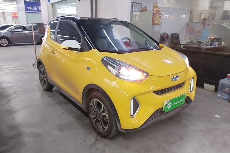 Used Chery QQ Little Ant 2021 150 000 Yuan "Ant Fan" Edition New Ant Xuan Version Lithium-NMC Battery Exterior 1