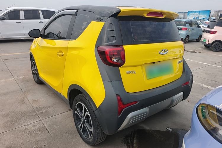 Used Chery QQ Little Ant 2021 200 000-Yuan Ant Fan Edition Talent Version NMC Battery 408 km续航 Exterior 2