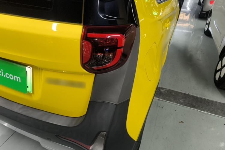 Used Chery QQ Little Ant 2021 200 000-Yuan Ant Fan Edition Talent Version NMC Battery 301 km Exterior 3