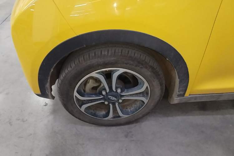 Used Chery QQ Little Ant 2021 150 000 Yuan "Ant Fan" Edition New Ant Xuan Version Lithium-NMC Battery Exterior 4