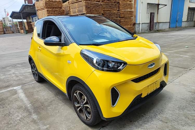 Used Chery QQ Little Ant 2021 150 000 Yuan Ant Fan Edition Ant Cool Version Lithium Iron Phosphate Front Right 45 Deg
