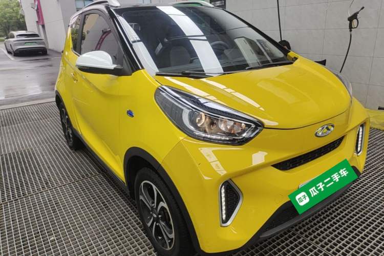 Used Chery QQ Little Ant 2021 150 000 Yuan Ant Fan Edition Ant Stylish Version Lithium Iron Phosphate Front Right 45 Deg