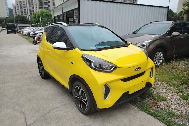 Used Chery QQ Little Ant 2021 150 000 Yuan Ant Fan Edition Ant Stylish Version Lithium Iron Phosphate Front Right 45 Deg