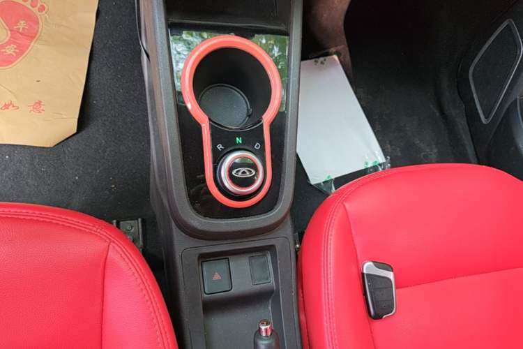 Used Chery QQ Little Ant 2021 150 000 Yuan Ant Fan Edition Ant Cool Version Lithium Iron Phosphate Gear Lever