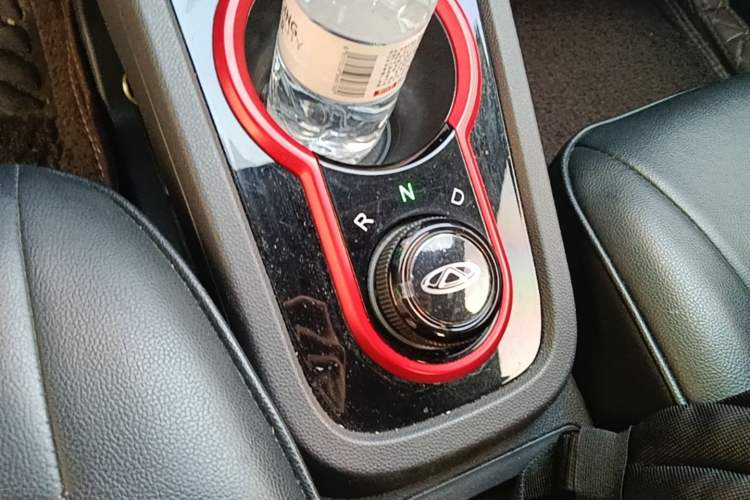 Used Chery QQ Little Ant 2021 200 000-Yuan Ant Fan Edition Oxygen Version Lithium Iron Phosphate 301 km Gear Lever