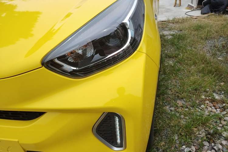Used Chery QQ Little Ant 2021 150 000 Yuan Ant Fan Edition Ant Stylish Version Lithium Iron Phosphate Left Front Headlight