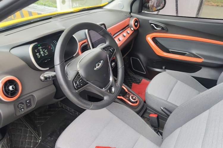 Used Chery QQ Little Ant 2021 150 000 Yuan Ant Fan Edition Ant Trend Version Lithium Iron Phosphate Left Front Seat