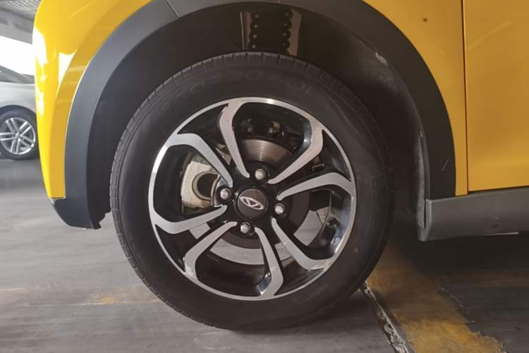 Used Chery QQ Little Ant 2021 Revised Version 150 000 Yuan Ant Fan Edition New Ant Luxe Version Lithium Iron Phosphate Left Front Wheel Hub