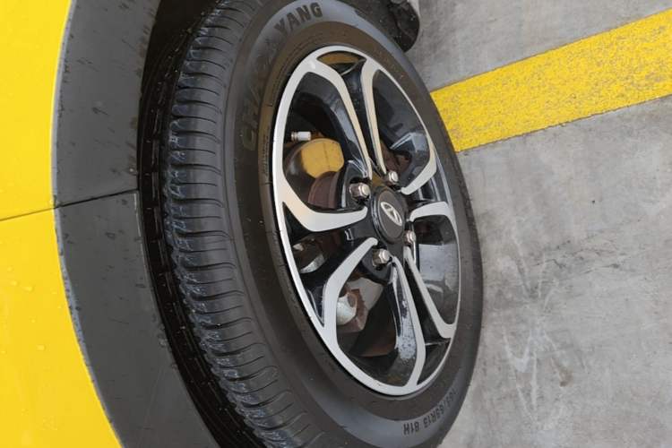 Used Chery QQ Little Ant 2021 150 000 Yuan Ant Fan Edition Ant Trend Version Lithium Iron Phosphate Left Front Wheel Hub