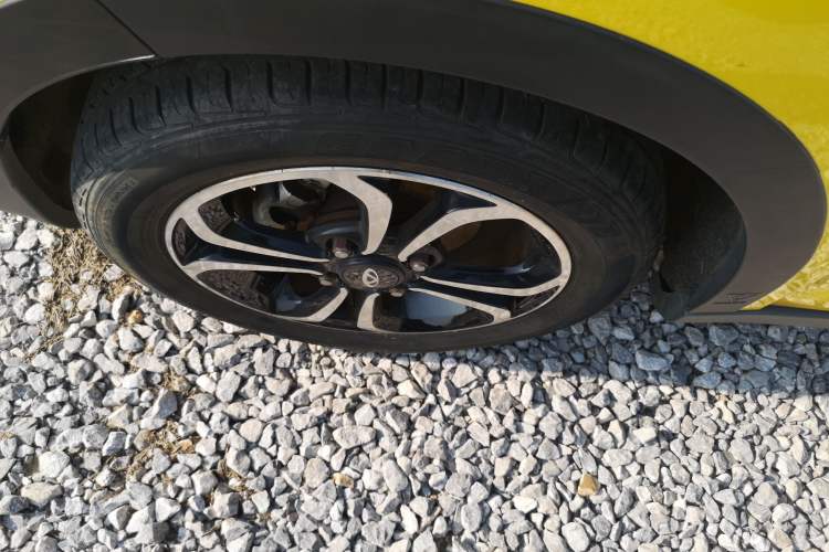 Used Chery QQ Little Ant 2021 150 000 Yuan Ant Fan Edition Ant Cool Version Lithium Iron Phosphate Left Front Wheel Hub