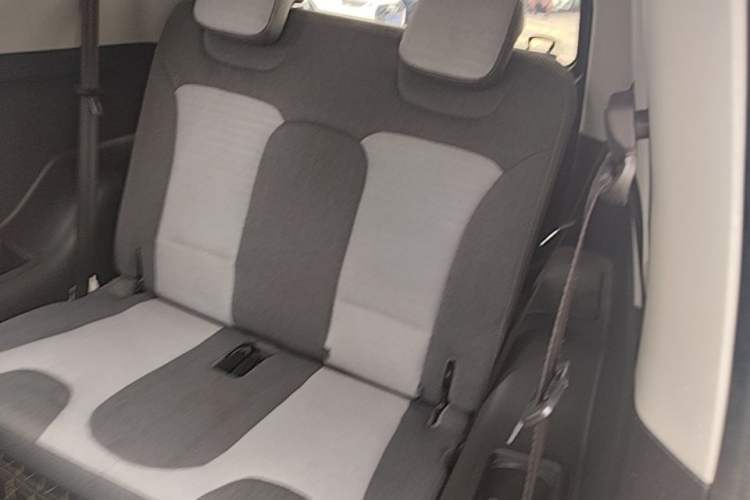 Used Chery QQ Little Ant 2021 150 000 Yuan "Ant Fan" Edition New Ant Cool Version Lithium-Ion Battery Left Rear Seat