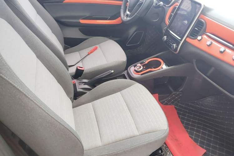 Used Chery QQ Little Ant 2021 150 000 Yuan Ant Fan Edition Ant Trend Version Lithium Iron Phosphate Right Front Seat