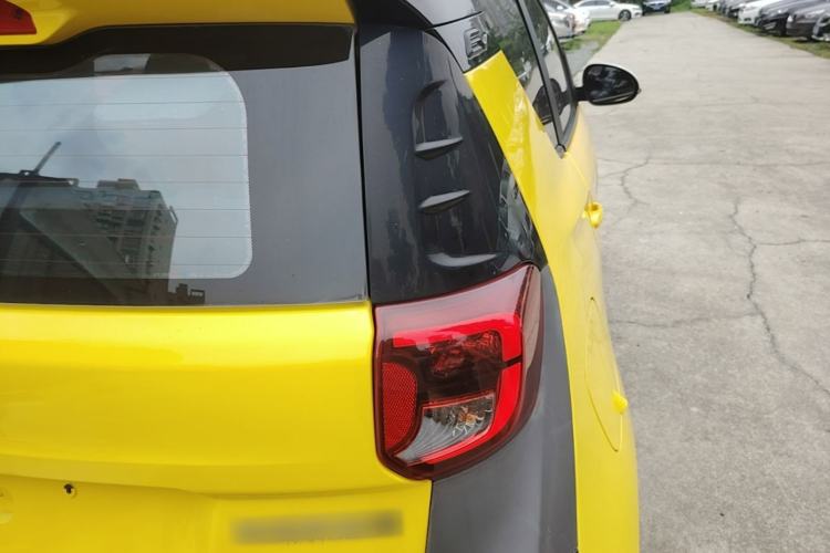 Used Chery QQ Little Ant 2021 150 000 Yuan Ant Fan Edition Ant Stylish Version Lithium Iron Phosphate Right Rear Taillight