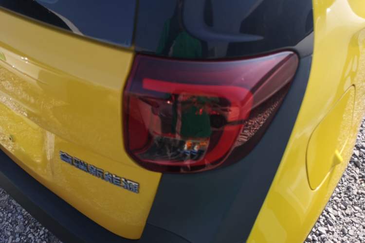 Used Chery QQ Little Ant 2021 150 000 Yuan Ant Fan Edition Ant Cool Version Lithium Iron Phosphate Right Rear Taillight