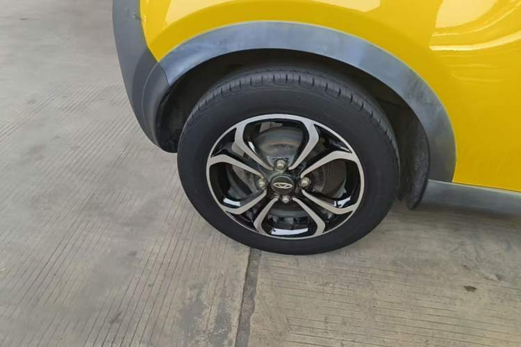 Used Chery QQ Little Ant 2021 150 000 Yuan Ant Fan Edition Ant Stylish Version Lithium Iron Phosphate Right Rear Wheel Hub