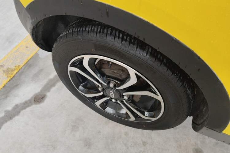 Used Chery QQ Little Ant 2021 150 000 Yuan Ant Fan Edition Ant Trend Version Lithium Iron Phosphate Right Rear Wheel Hub