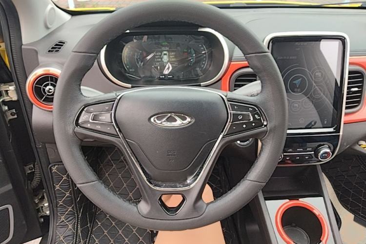 Used Chery QQ Little Ant 2021 150 000 Yuan "Ant Fan" Edition New Ant Cool Version Lithium-Ion Battery Steering Wheel