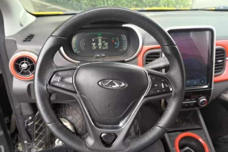 Used Chery QQ Little Ant 2021 150 000 Yuan Ant Fan Edition Ant Trend Version Lithium Iron Phosphate Steering Wheel