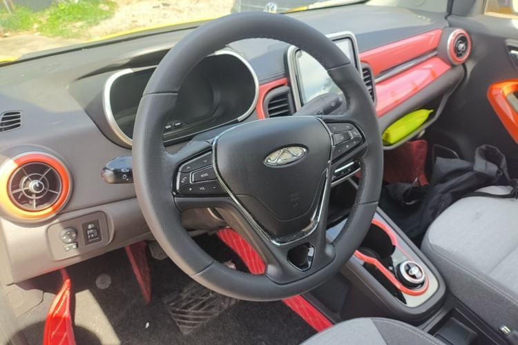 Used Chery QQ Little Ant 2021 150 000 Yuan Ant Fan Edition Ant Cool Version Lithium Iron Phosphate Steering Wheel