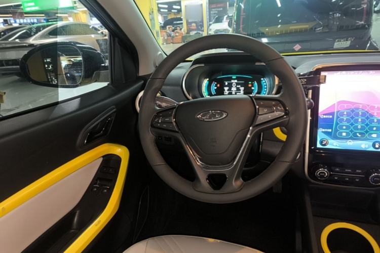 Used Chery QQ Little Ant 2021 200 000-Yuan Ant Fan Edition Talent Version NMC Battery 301 km Steering Wheel