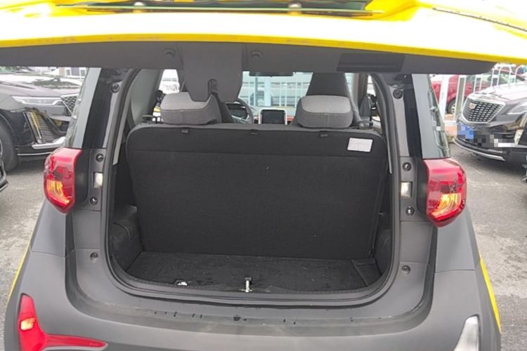 Used Chery QQ Little Ant 2021 150 000 Yuan "Ant Fan" Edition New Ant Cool Version Lithium-Ion Battery Trunk