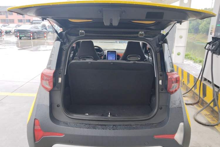 Used Chery QQ Little Ant 2021 150 000 Yuan Ant Fan Edition Ant Trend Version Lithium Iron Phosphate Trunk
