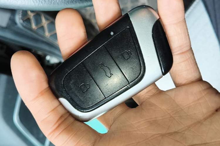 Used Chery QQ Little Ant 2021 150 000 Yuan Ant Fan Edition New Ant Cool Version Lithium Iron Phosphate Vehicle Key