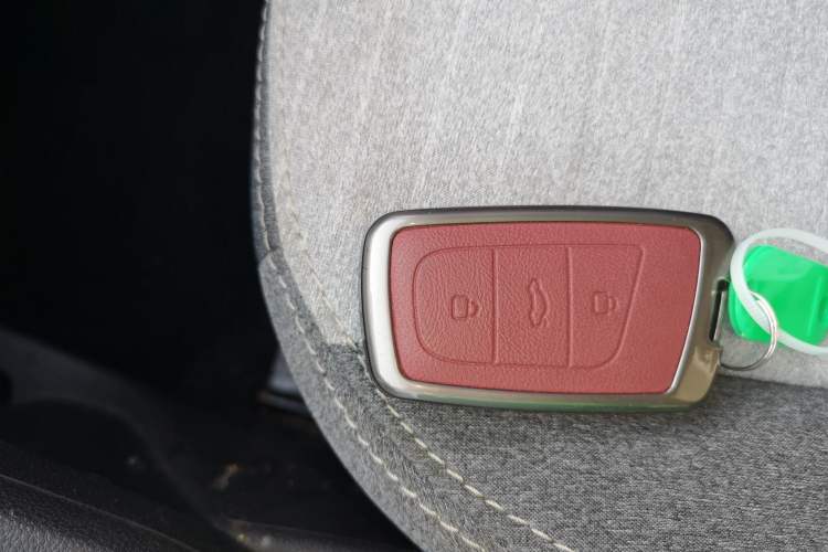 Used Chery QQ Little Ant 2021 150 000 Yuan Ant Fan Edition Ant Cool Version Lithium Iron Phosphate Vehicle Key