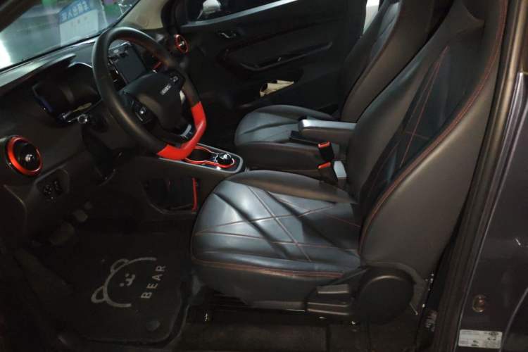 Used Chery QQ Little Ant 2022 Revised Version Sweet Pink Edition Half-Sugar Version Lithium Iron Phosphate 30.7 kWh 30 kW 301 km Left Front Seat