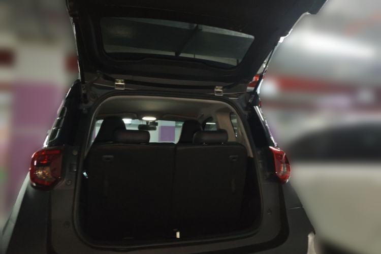 Used Chery QQ Little Ant 2022 Revised Version Sweet Pink Edition Half-Sugar Version Lithium Iron Phosphate 30.7 kWh 30 kW 301 km Trunk