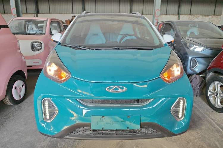 Used Chery QQ Little Ant 2022 Sweet Pink Edition Full-Sugar Version Lithium Iron Phosphate 30 kW 301 km Front
