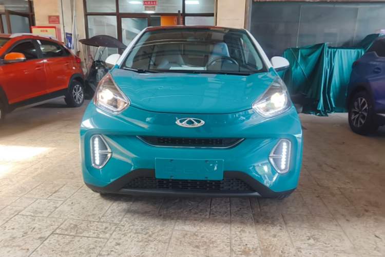 Used Chery QQ Little Ant 2022 Revised Version Sweet Pink Edition Half-Sugar Version Lithium Iron Phosphate 30.7 kWh 30 kW 301 km Front