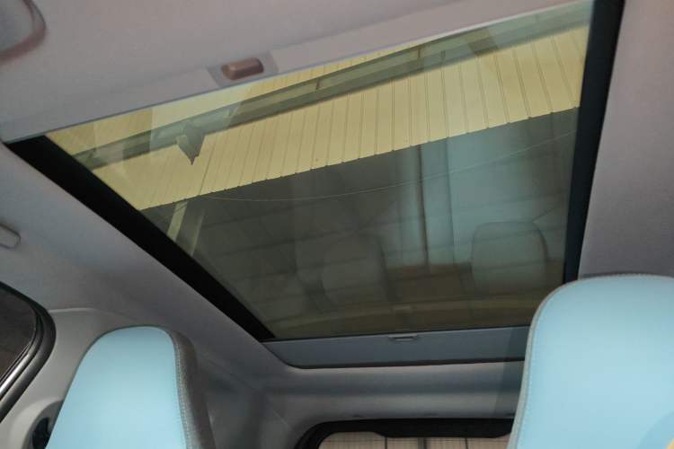 Used Chery QQ Little Ant 2022 Sweet Pink Edition Full-Sugar Version Lithium Iron Phosphate 30 kW 301 km Headliner