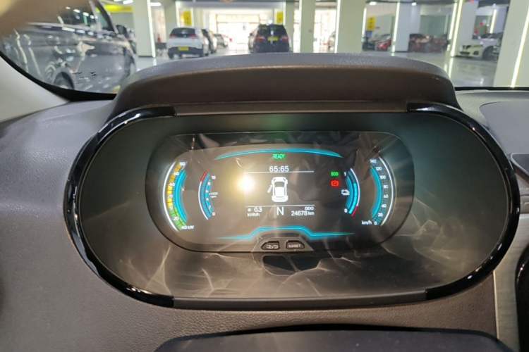 Used Chery QQ Little Ant 2022 Sweet Pink Edition Full-Sugar Version Lithium Iron Phosphate 30 kW 301 km Instrument Cluster