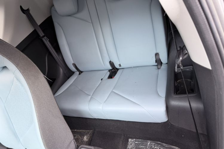 Used Chery QQ Little Ant 2022 Revised Version Sweet Pink Edition Half-Sugar Version Lithium Iron Phosphate 30.7 kWh 30 kW 301 km Interior 5