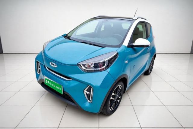 Ojetý Chery QQ Little Ant 2022 Revised Version Sweet Pink Edition Half-Sugar Version Lithium Iron Phosphate 30.7 kWh 30 kW 301 km