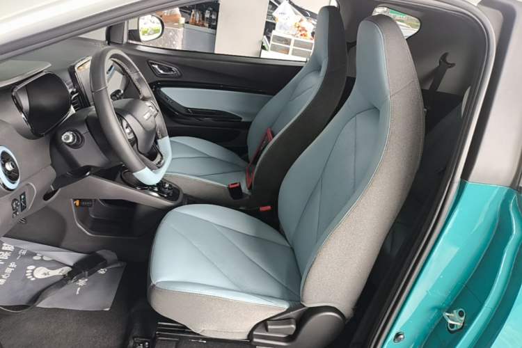 Used Chery QQ Little Ant 2022 Sweet Pink Edition Half-Sugar Version Lithium Iron Phosphate 30 kW 301 km Left Front Seat