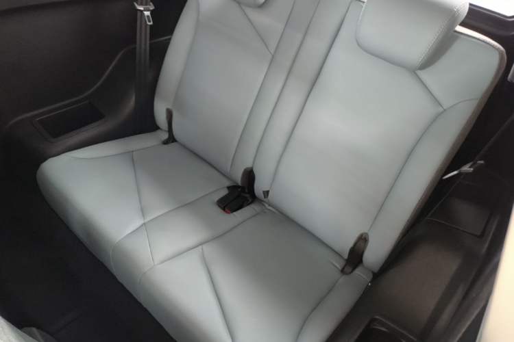 Used Chery QQ Little Ant 2022 Sweet Pink Edition Half-Sugar Version Lithium Iron Phosphate 30 kW 301 km Left Rear Seat