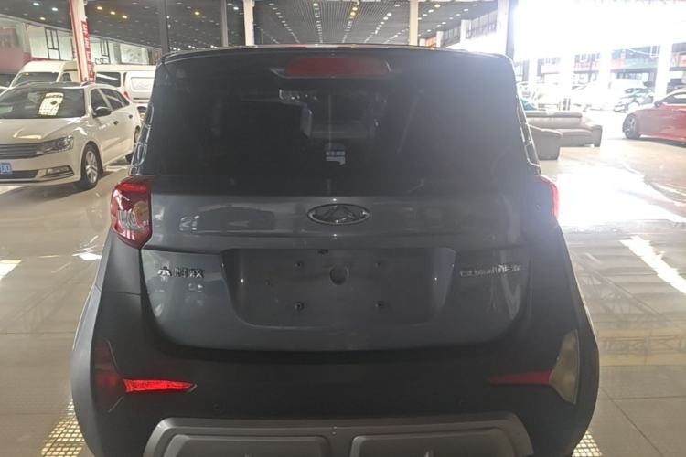 Used Chery QQ Little Ant 2022 Revised Version Sweet Pink Edition Half-Sugar Version Lithium Iron Phosphate 30.7 kWh 30 kW 301 km Rear