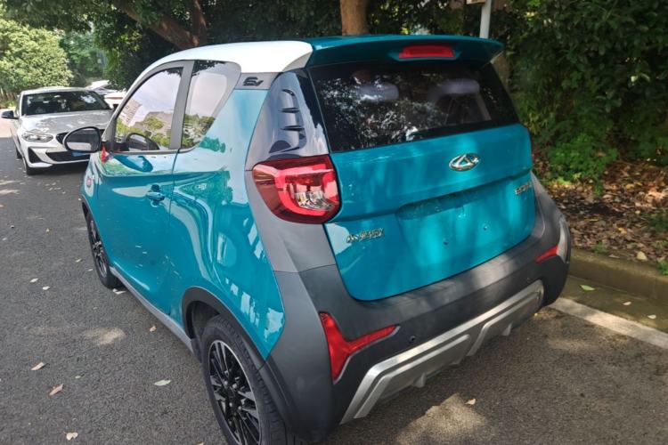 Used Chery QQ Little Ant 2022 Revised Version Sweet Pink Edition Half-Sugar Version Lithium Iron Phosphate 30.7 kWh 30 kW 301 km Rear Left 45 Deg
