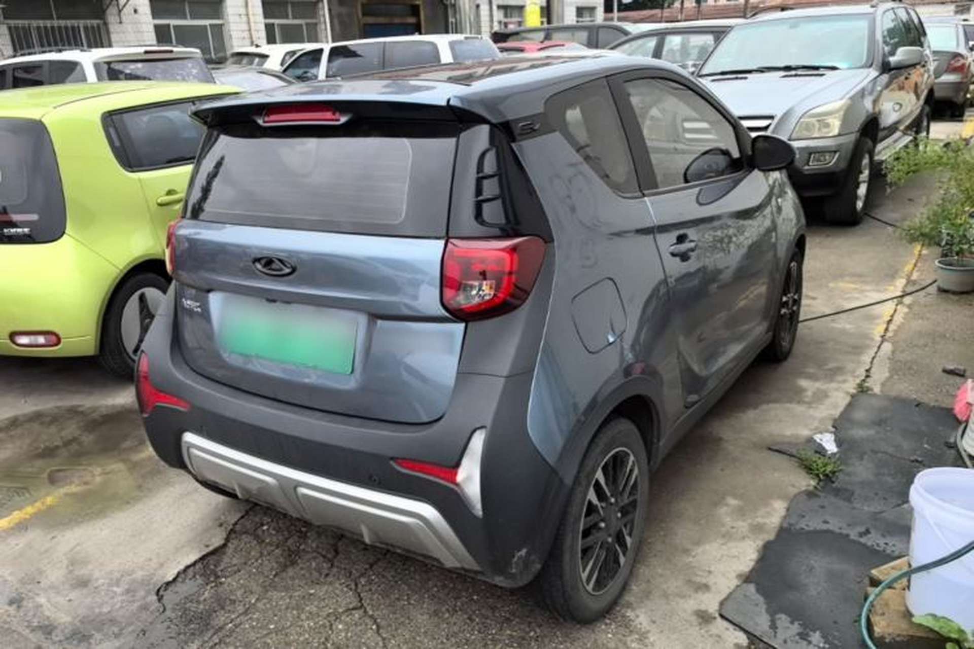 Used Chery QQ Little Ant 2022 Revised Version Sweet Pink Edition Half-Sugar Version Lithium Iron Phosphate 30.7 kWh 30 kW 301 km Rear Right 45 Deg