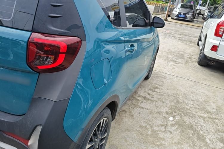 Used Chery QQ Little Ant 2022 Revised Version Sweet Pink Edition Half-Sugar Version Lithium Iron Phosphate 30.7 kWh 30 kW 301 km Right Rear Taillight