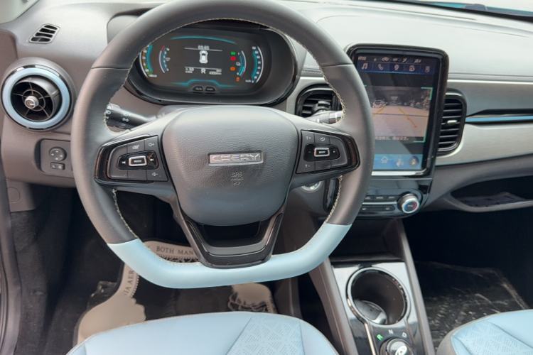 Used Chery QQ Little Ant 2022 Revised Version Sweet Pink Edition Half-Sugar Version Lithium Iron Phosphate 30.7 kWh 30 kW 301 km Steering Wheel
