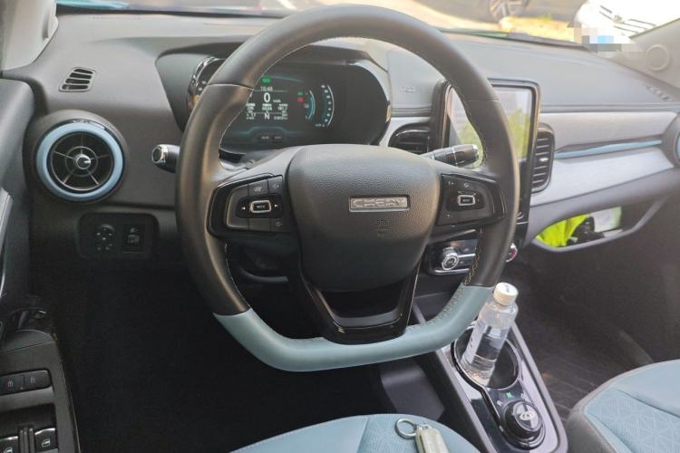 Used Chery QQ Little Ant 2022 Sweet Pink Edition Half-Sugar Version 3-Cell Lithium 30kW 301km Steering Wheel