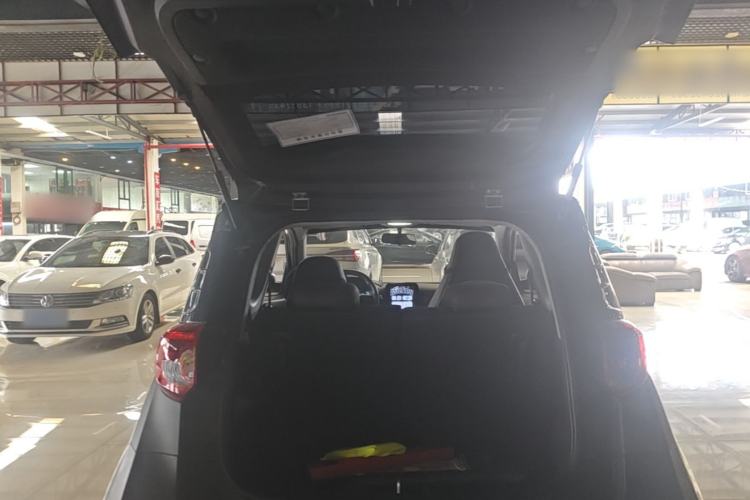 Used Chery QQ Little Ant 2022 Revised Version Sweet Pink Edition Half-Sugar Version Lithium Iron Phosphate 30.7 kWh 30 kW 301 km Trunk