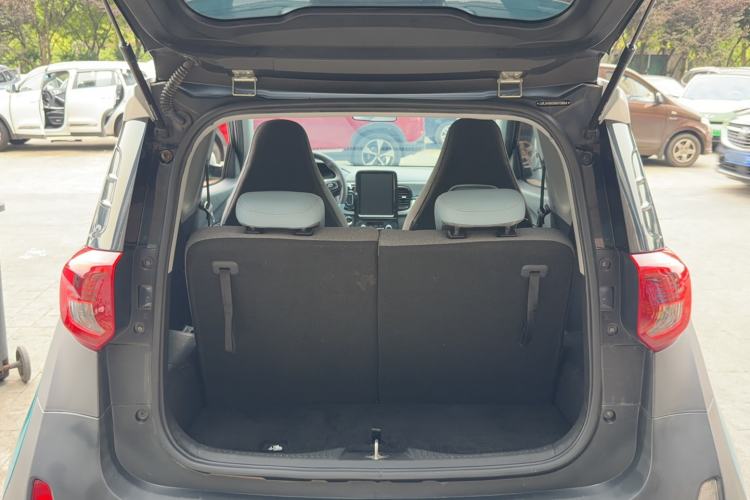 Used Chery QQ Little Ant 2022 Revised Version Sweet Pink Edition Half-Sugar Version Lithium Iron Phosphate 30.7 kWh 30 kW 301 km Trunk