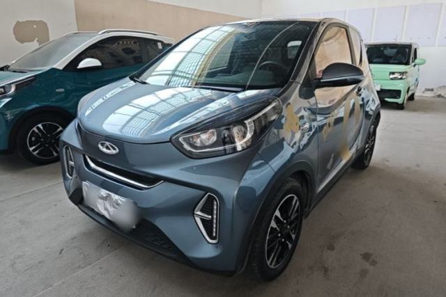 Used Chery QQ Little Ant 2022 Revised Version Sweet Pink Edition Half-Sugar Version Lithium Iron Phosphate 30.7 kWh 30 kW 301 km