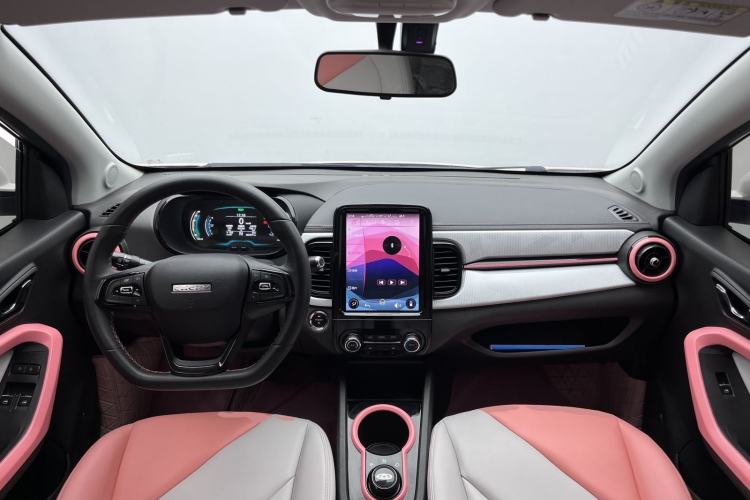 Used Chery QQ Little Ant 2022 Sweet Pink Edition Half-Sugar Version Lithium Iron Phosphate 30 kW 301 km Center Console