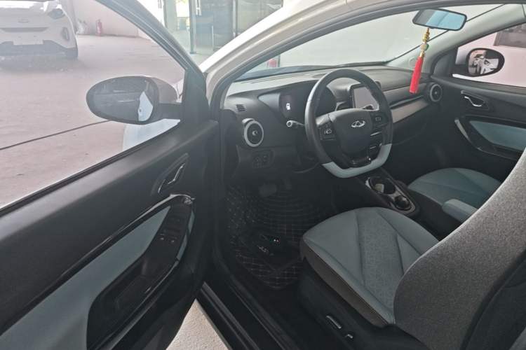Used Chery QQ Little Ant 2022 Sweet Pink Edition Half-Sugar Version Lithium Iron Phosphate 29.2 kWh 30 kW 301 km Driver Seat