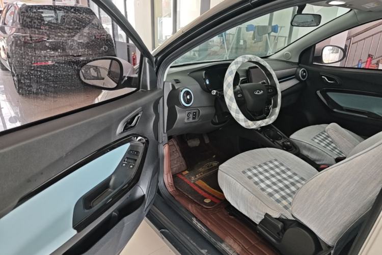 Used Chery QQ Little Ant 2022 Sweet Pink Edition Half-Sugar Version Lithium Iron Phosphate 30 kW 301 km Driver Seat